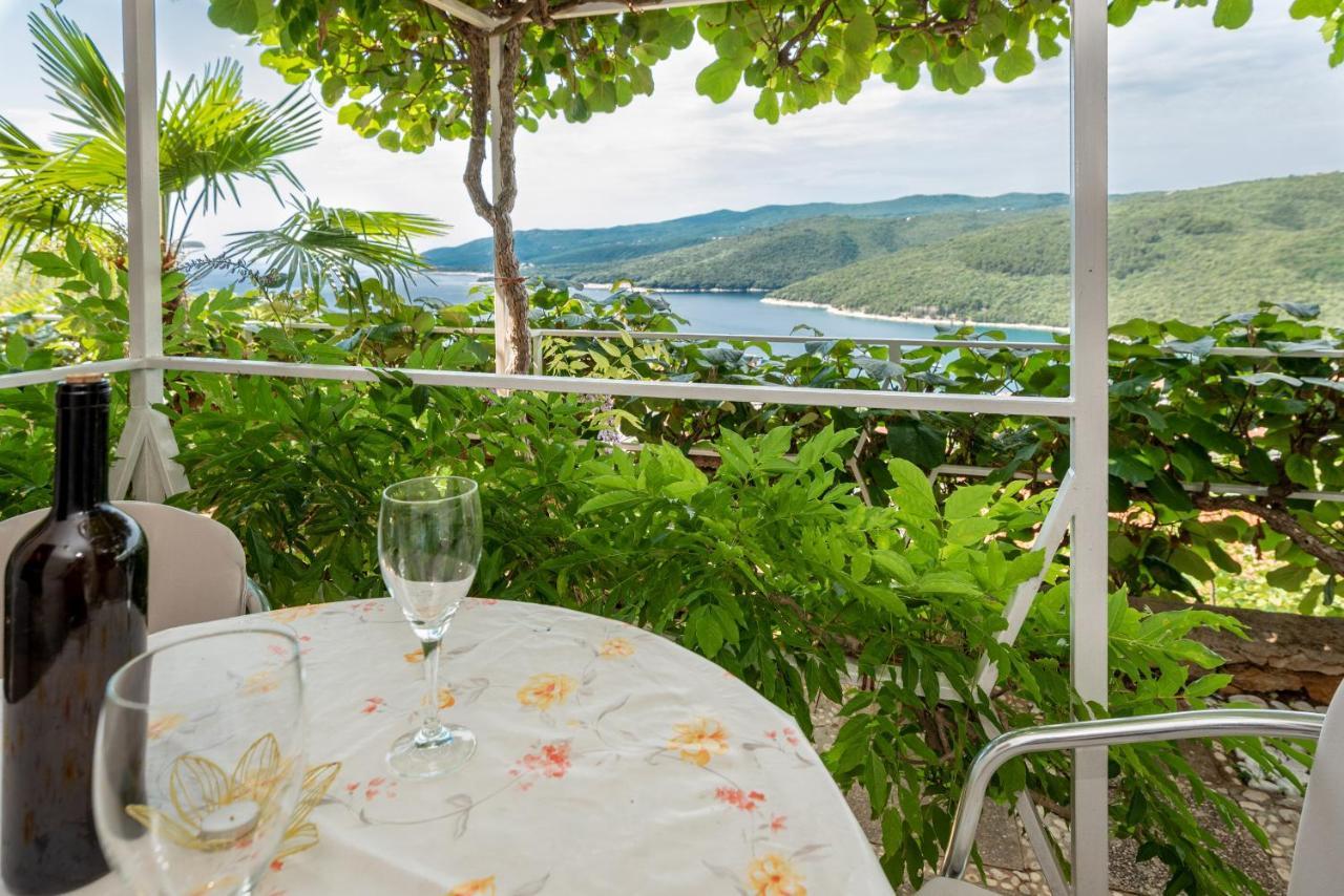 Apartments Mandica Рабац Экстерьер фото
