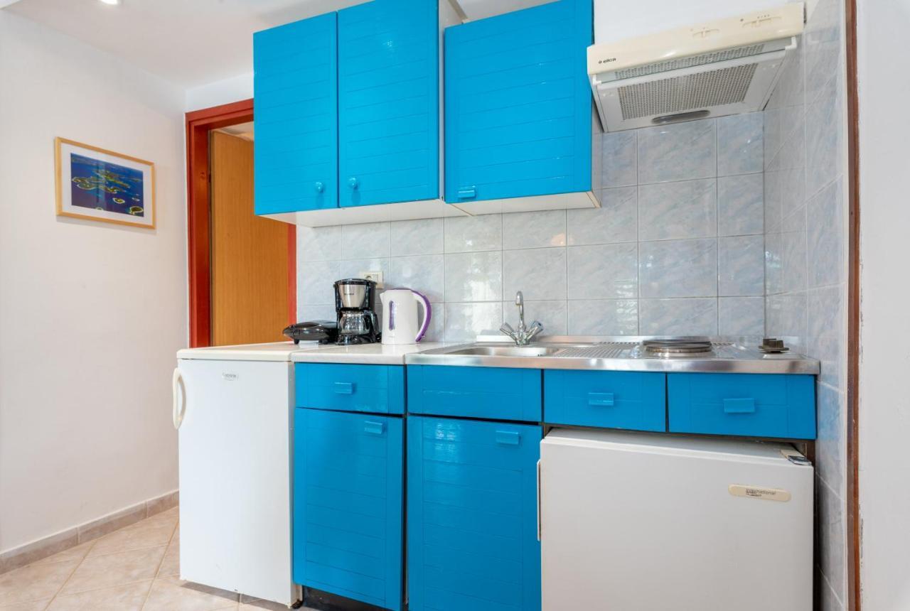Apartments Mandica Рабац Экстерьер фото
