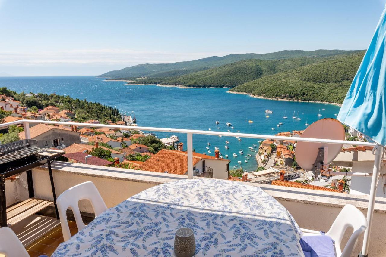 Apartments Mandica Рабац Экстерьер фото