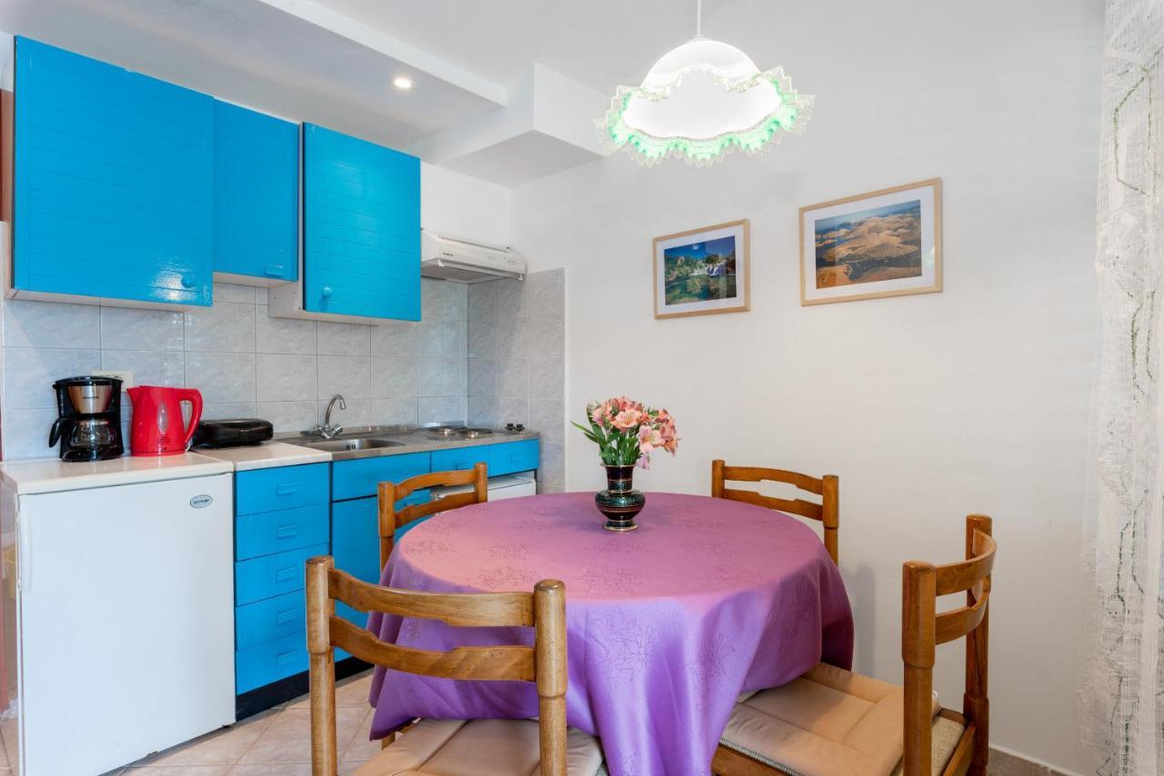 Apartments Mandica Рабац Экстерьер фото