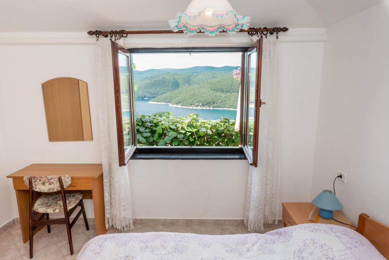 Apartments Mandica Рабац Экстерьер фото